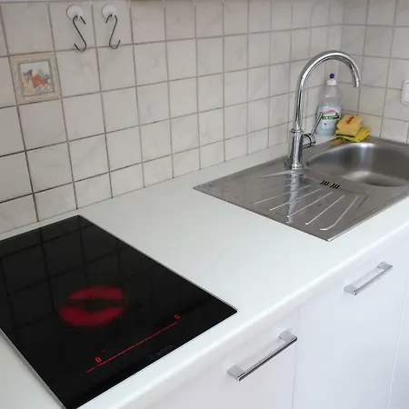 Maya Lägenhet *